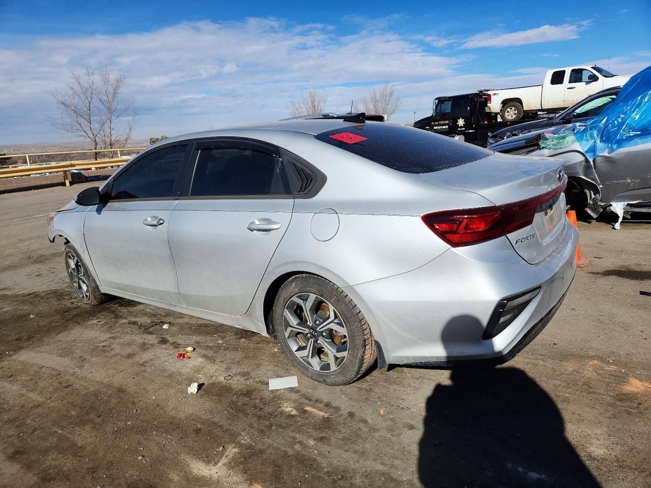 2021 Kia Forte Fe - zdjęcie 2