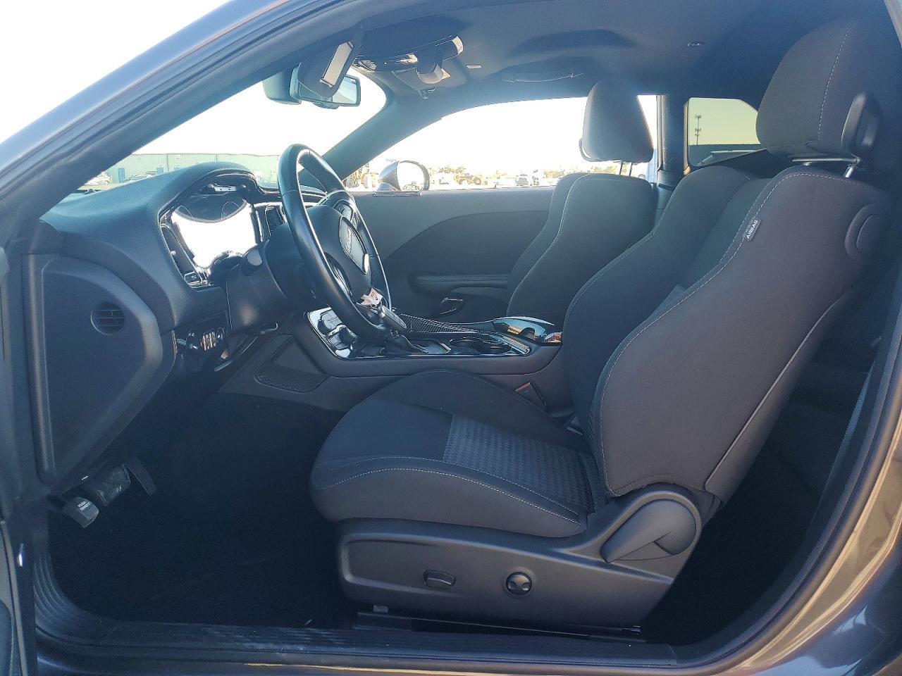 2023 Dodge Challenger Gt - zdjęcie 7