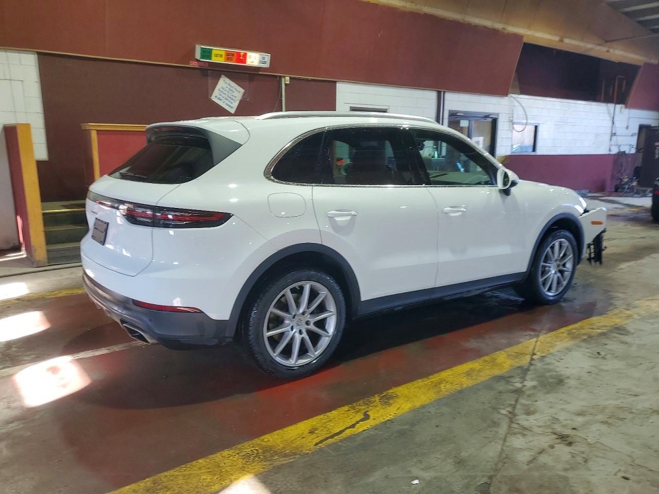 2019 Porsche Cayenne - zdjęcie 3