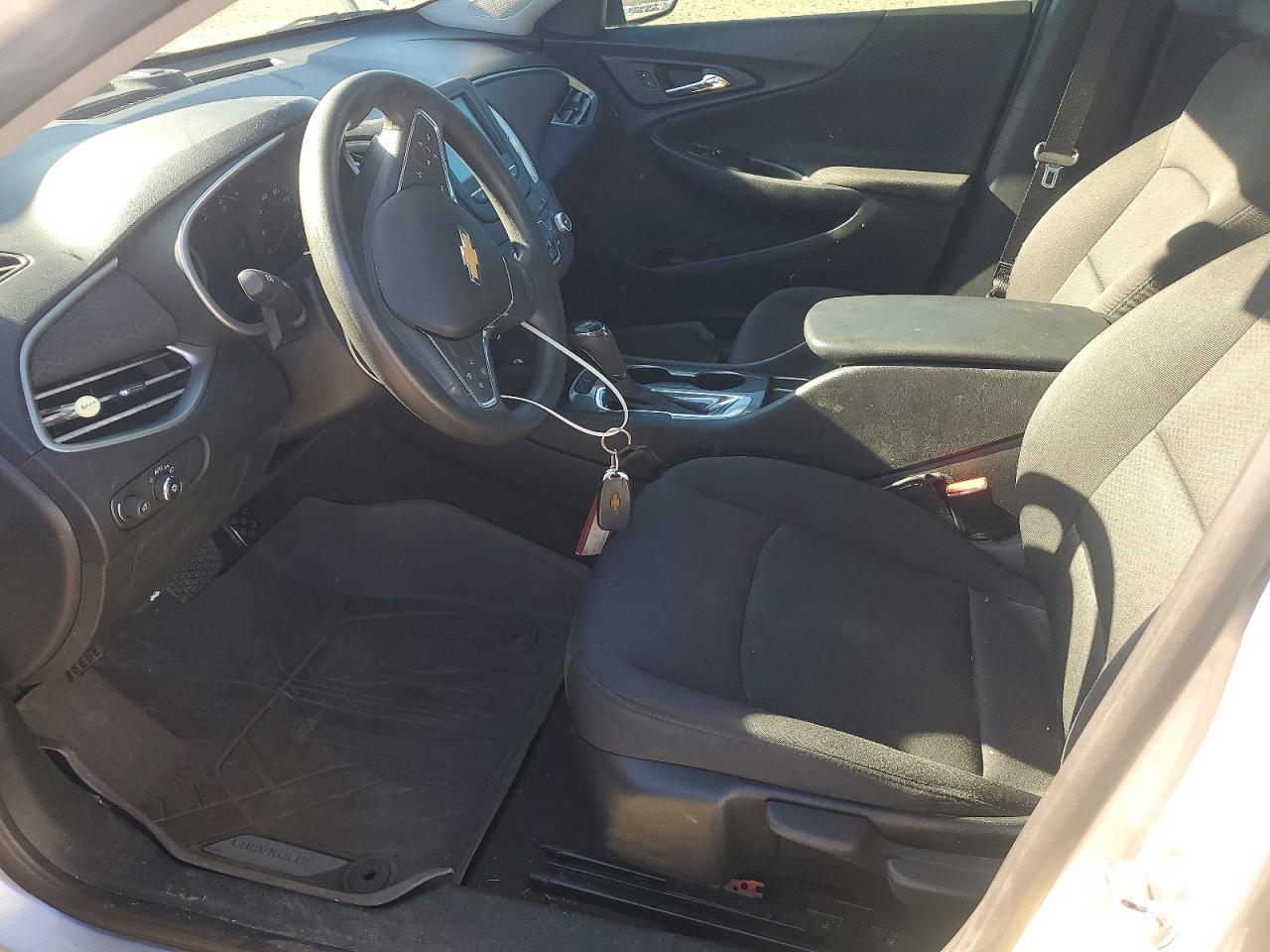 2018 Chevrolet Malibu Ls - zdjęcie 7