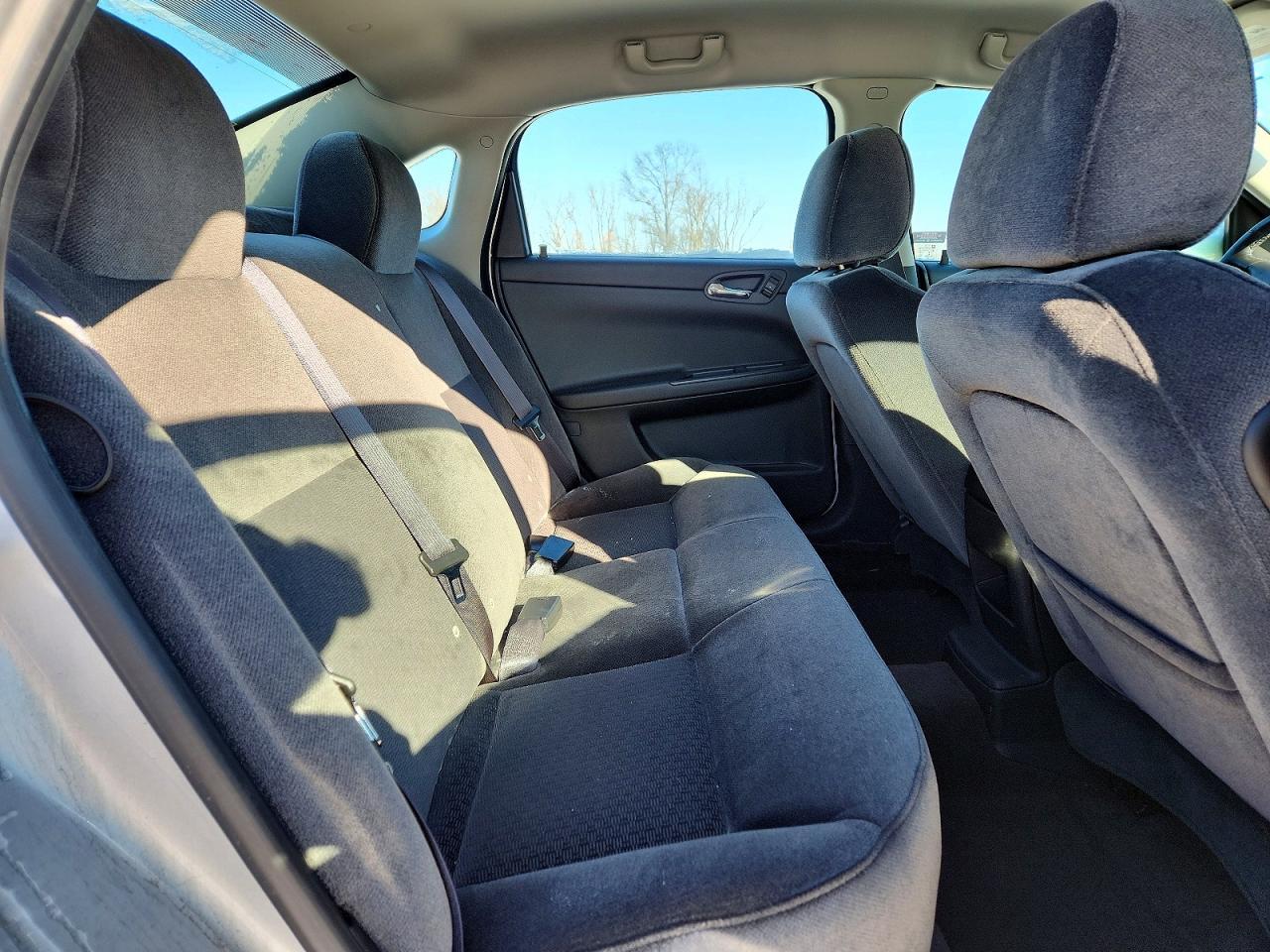 2014 Chevrolet Impala Limited Lt - zdjęcie 10