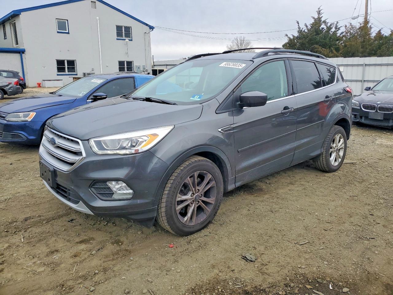 2018 Ford Escape Sel - zdjęcie główne