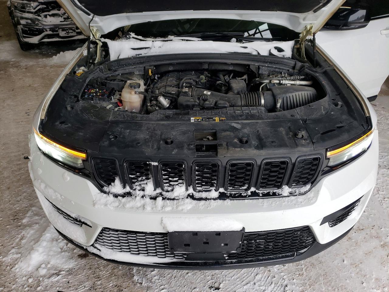 2024 Jeep Grand Cherokee Laredo - zdjęcie 12