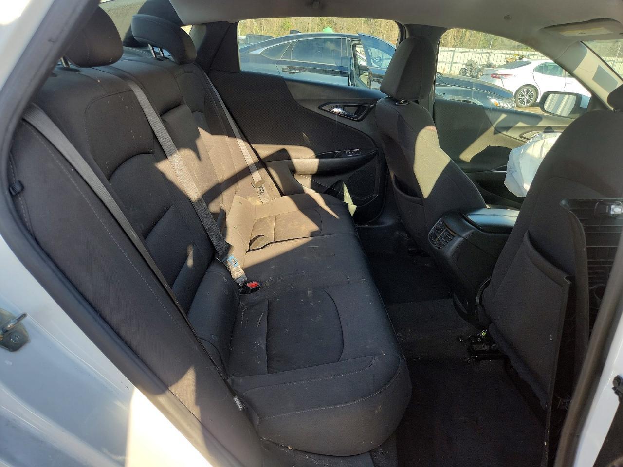 2020 Chevrolet Malibu Lt - zdjęcie 10