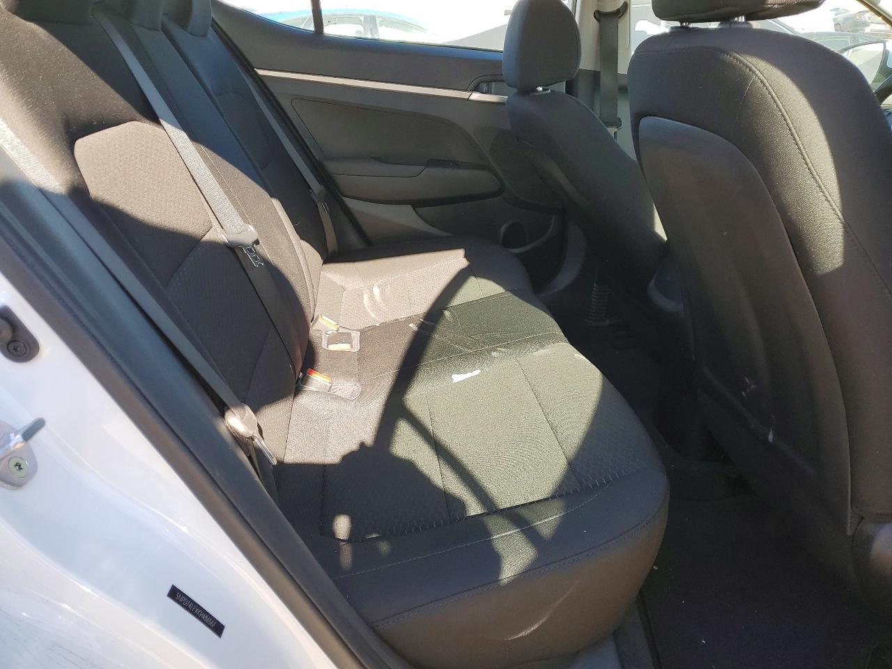 2019 Hyundai Elantra Se - zdjęcie 10
