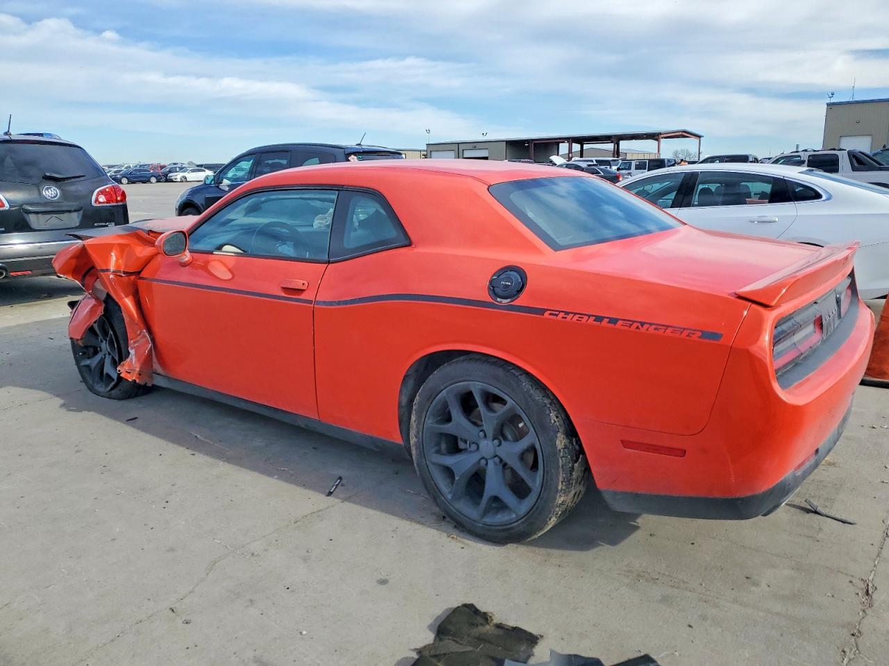 2016 Dodge Challenger Sxt - zdjęcie 2