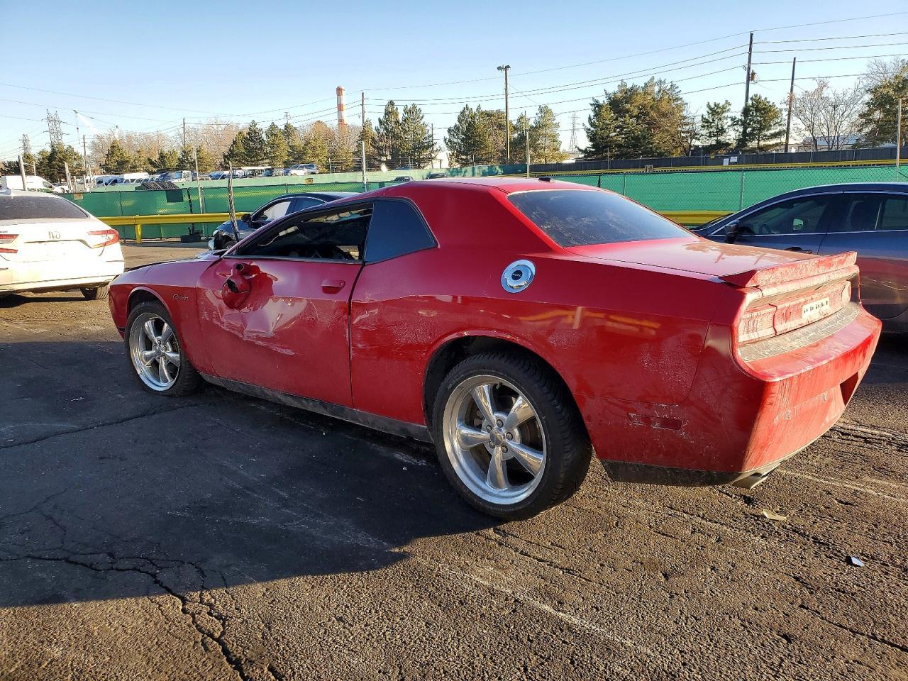 2013 Dodge Challenger R/T - zdjęcie 2
