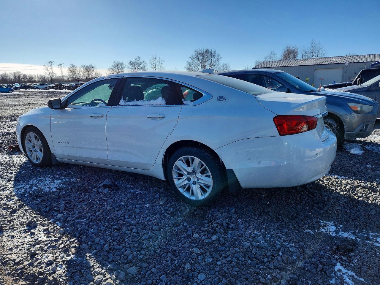 2015 Chevrolet Impala Ls - zdjęcie 2