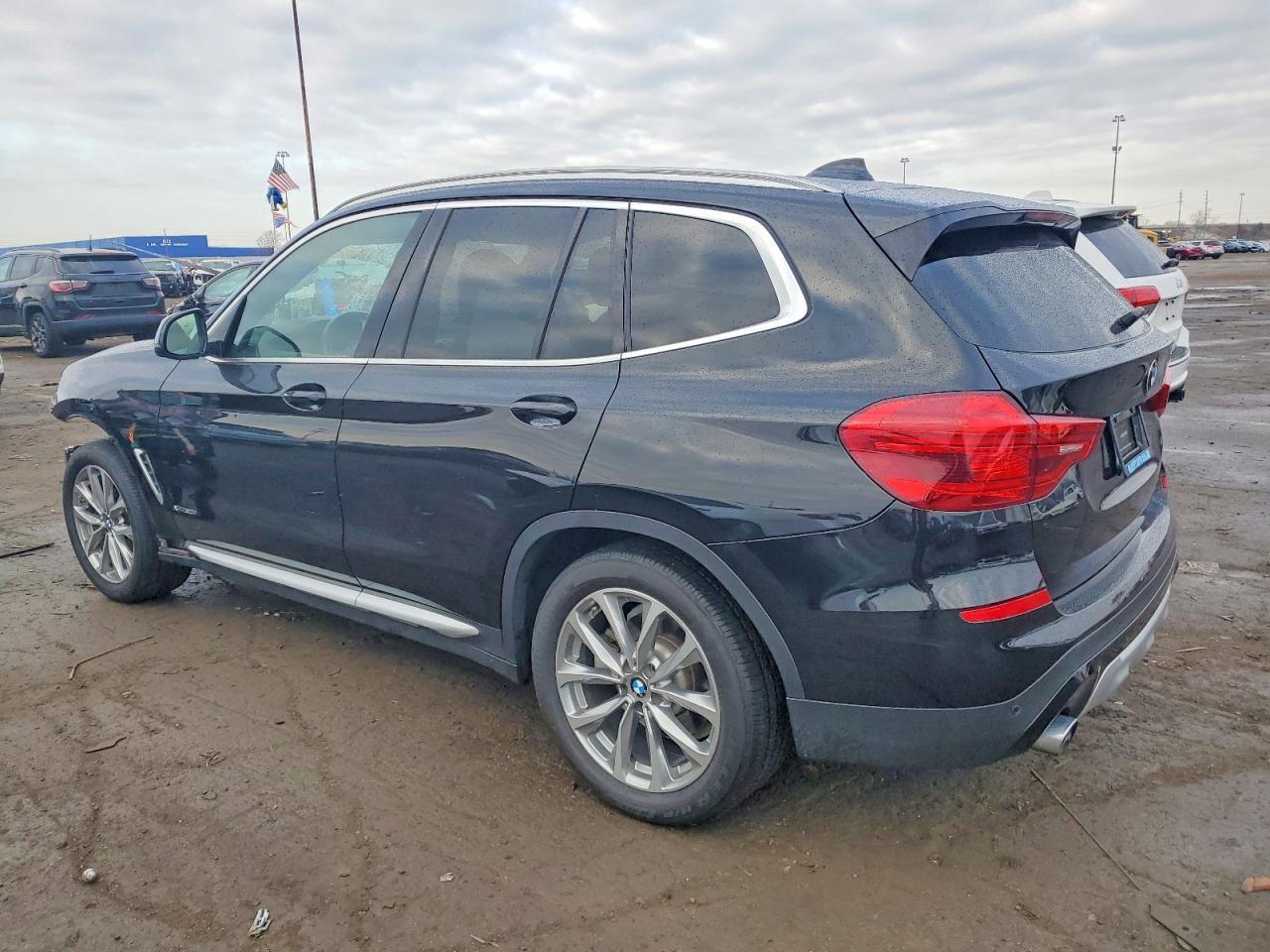 2018 BMW X3 xDrive30I - zdjęcie 2