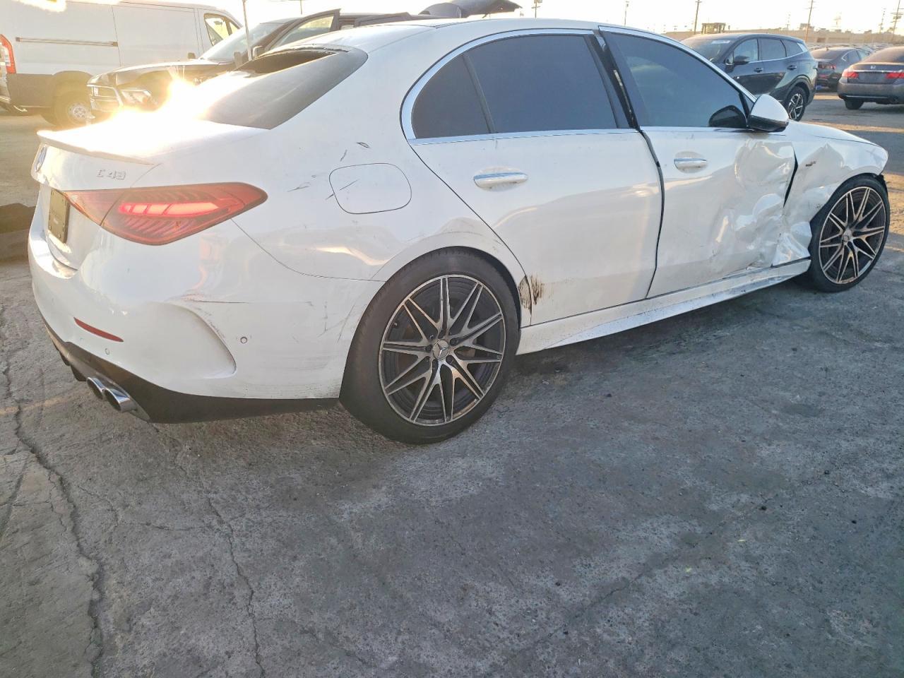 2023 Mercedes-Benz C 43 Amg - zdjęcie 3