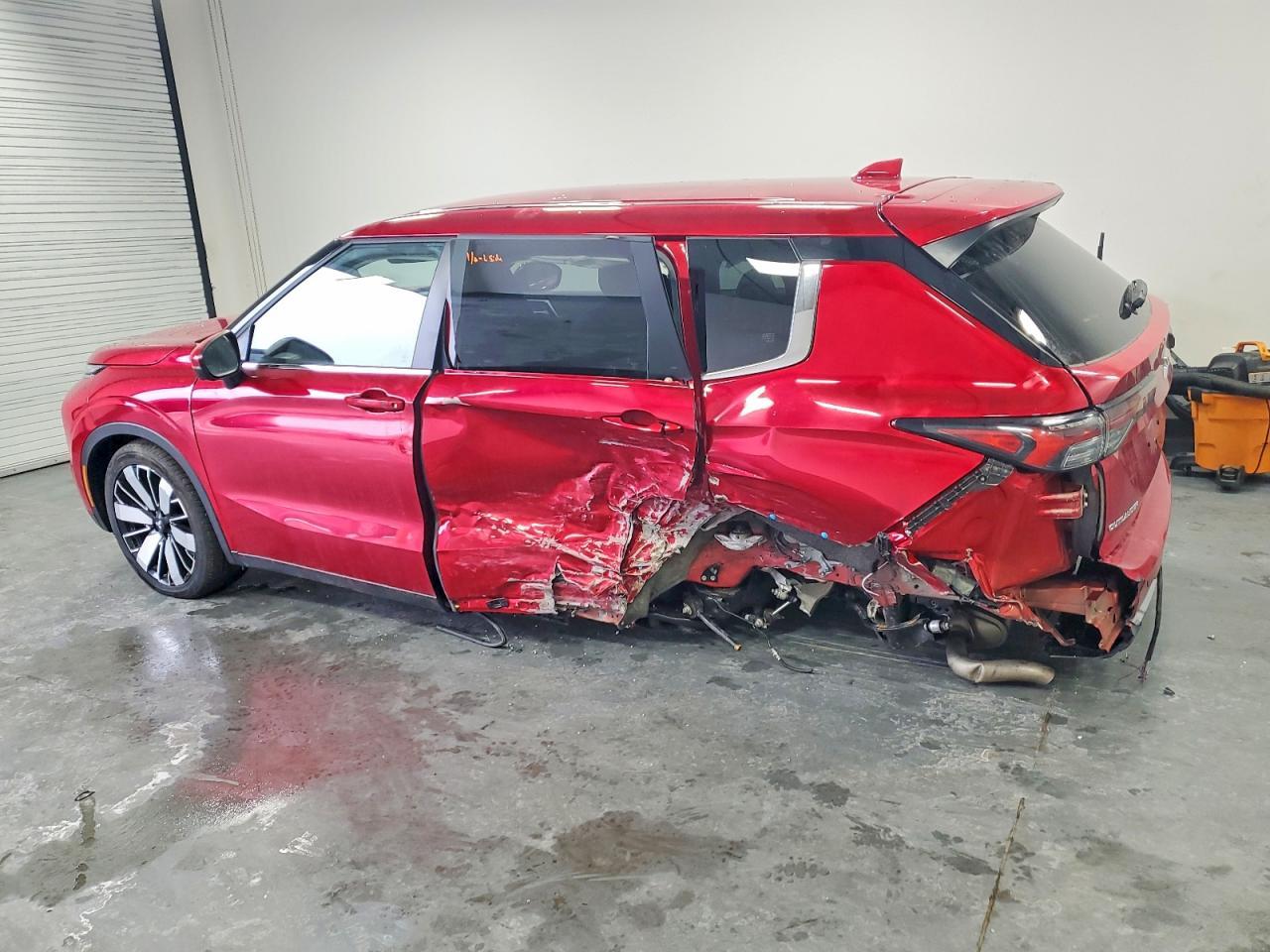 2025 Mitsubishi Outlander Se - zdjęcie 2