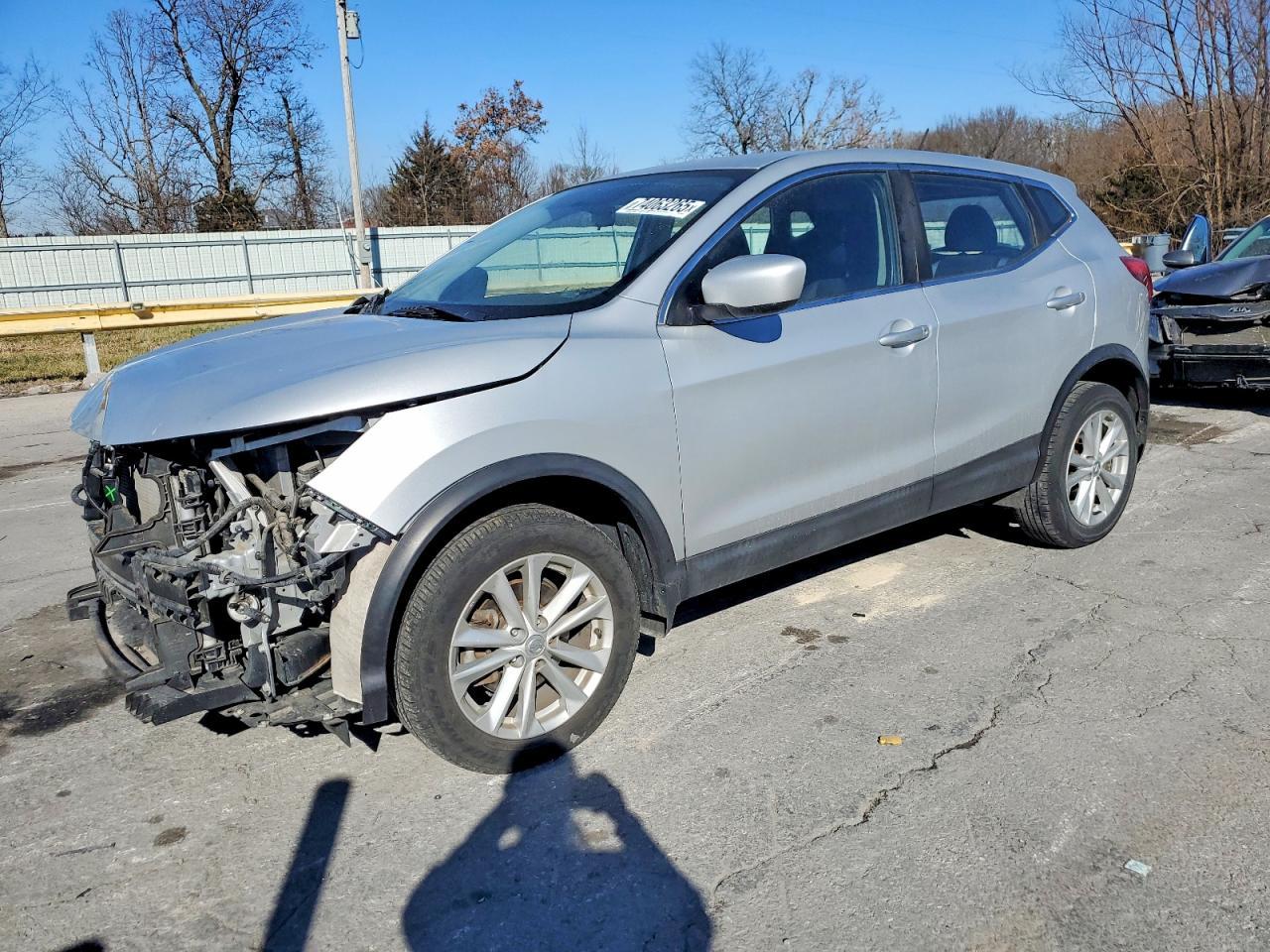 2018 Niss Rogue Sport S - zdjęcie główne