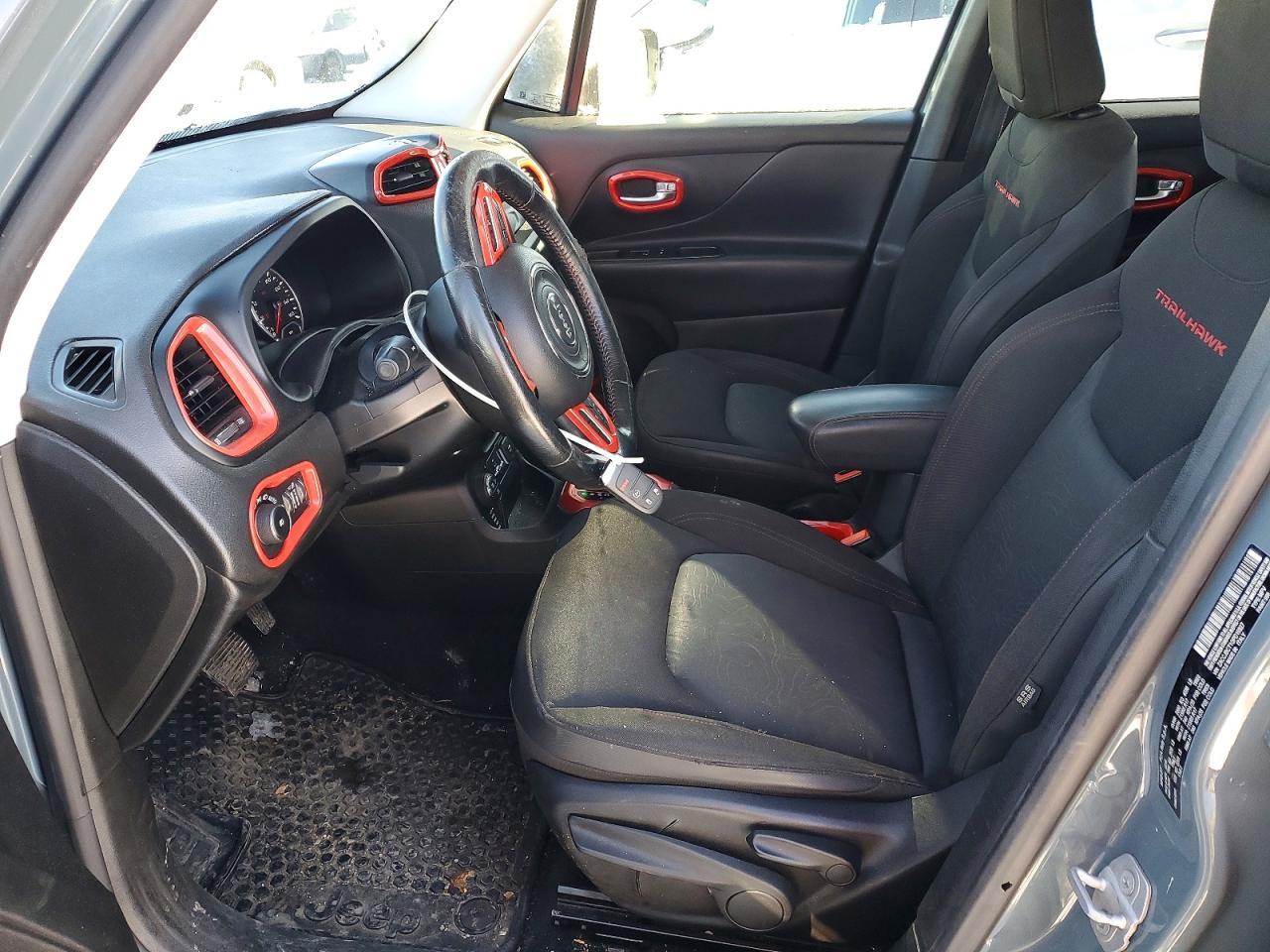 2016 Jeep Renegade Trailhawk - zdjęcie 7