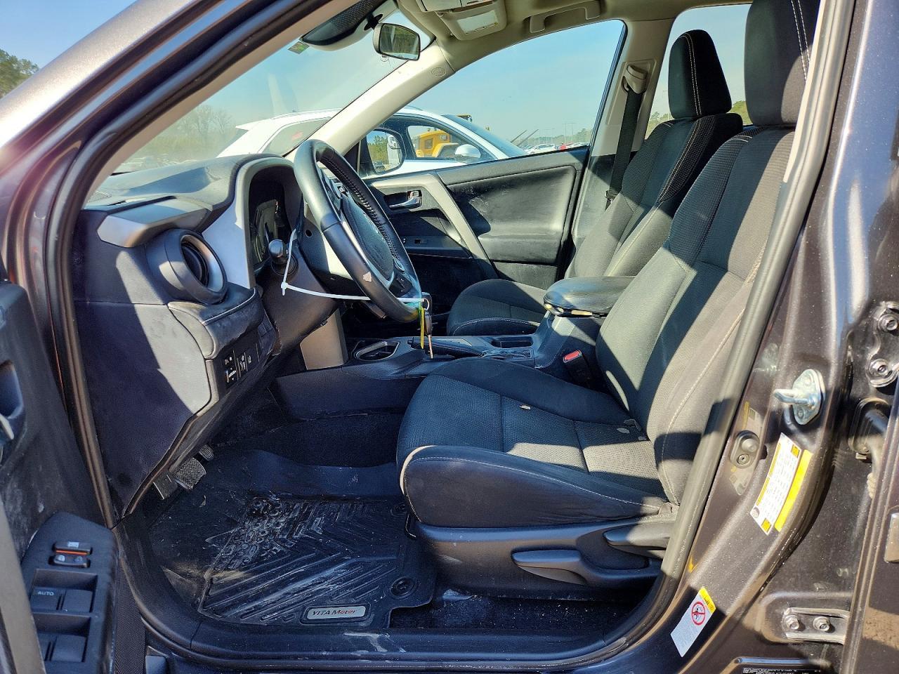 2017 Toyota Rav4 Xle - zdjęcie 7