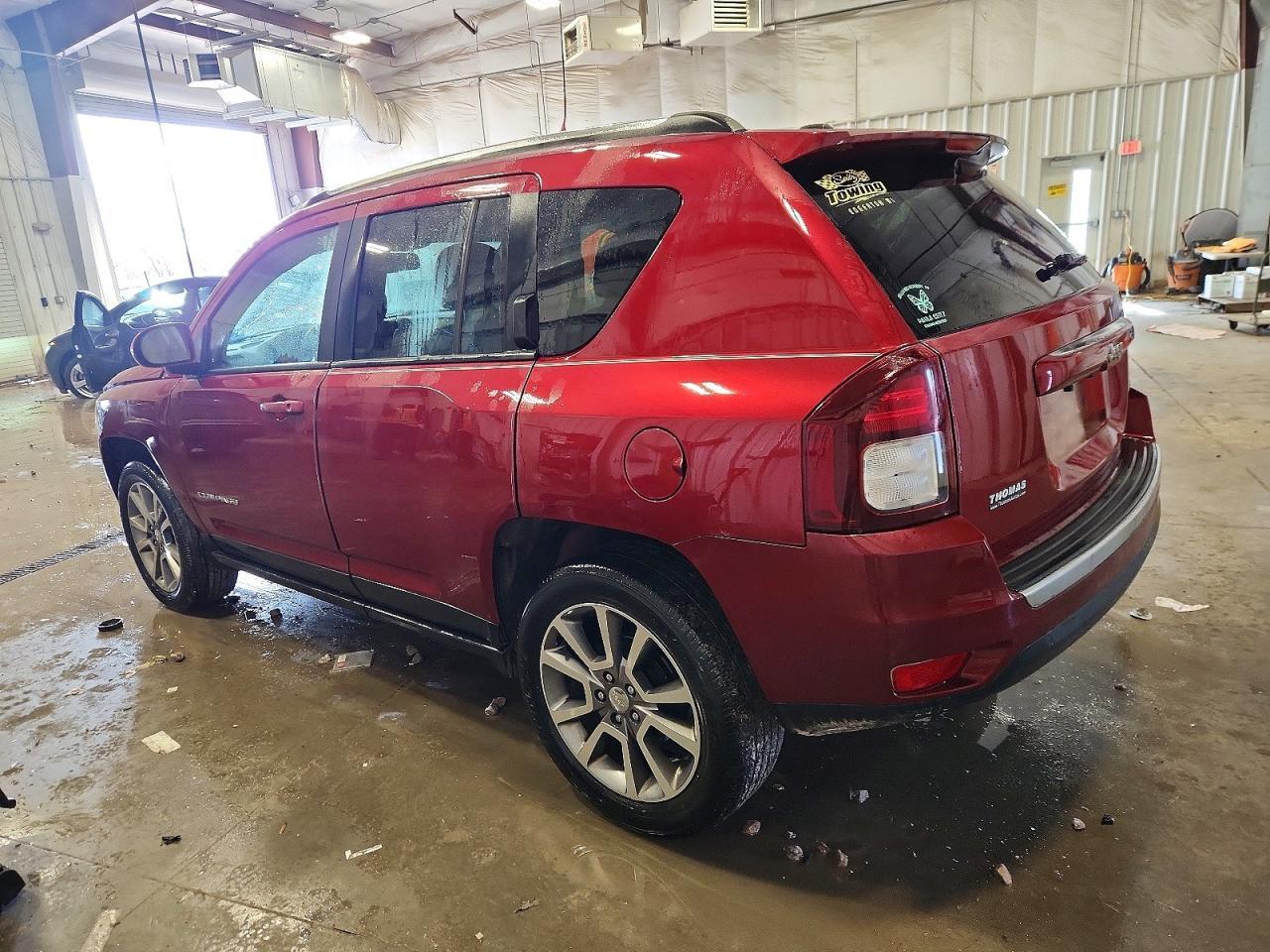 2016 Jeep Compass Latitude - zdjęcie 2