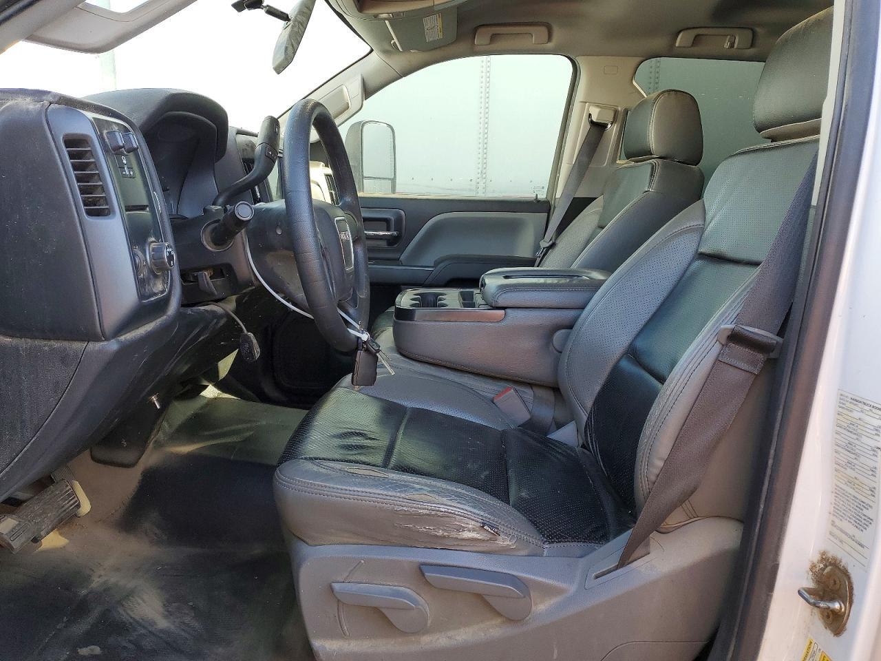 2019 GMC Sierra C2500 Heavy Duty - zdjęcie 7