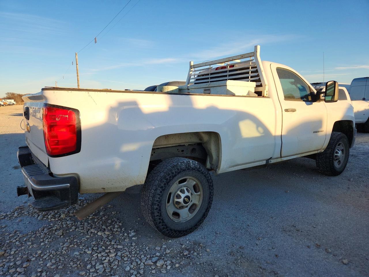 2016 Chevrolet Silverado C2500 Heavy Duty - zdjęcie 3