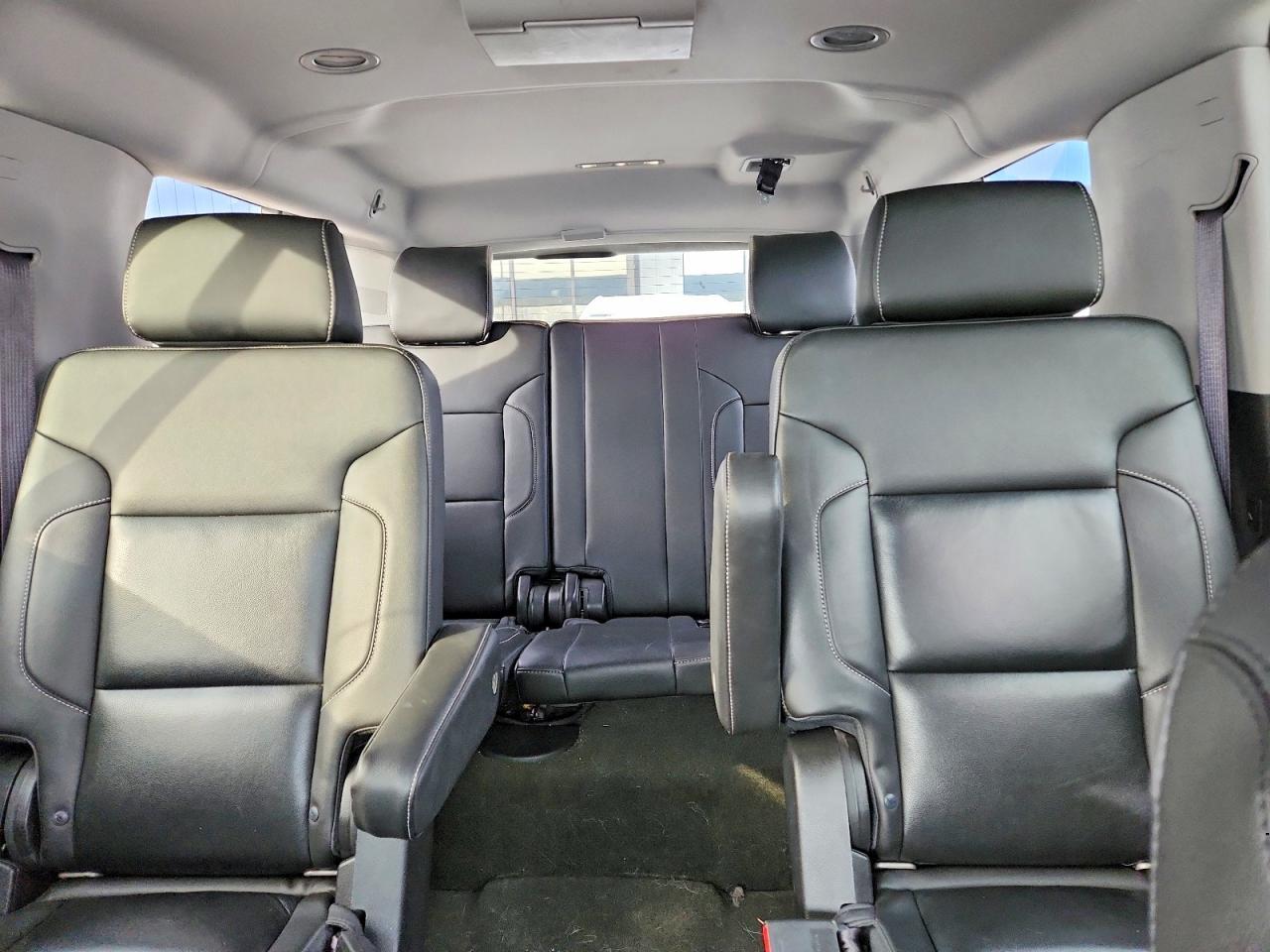 2016 Chevrolet Suburban K1500 Lt - zdjęcie 10