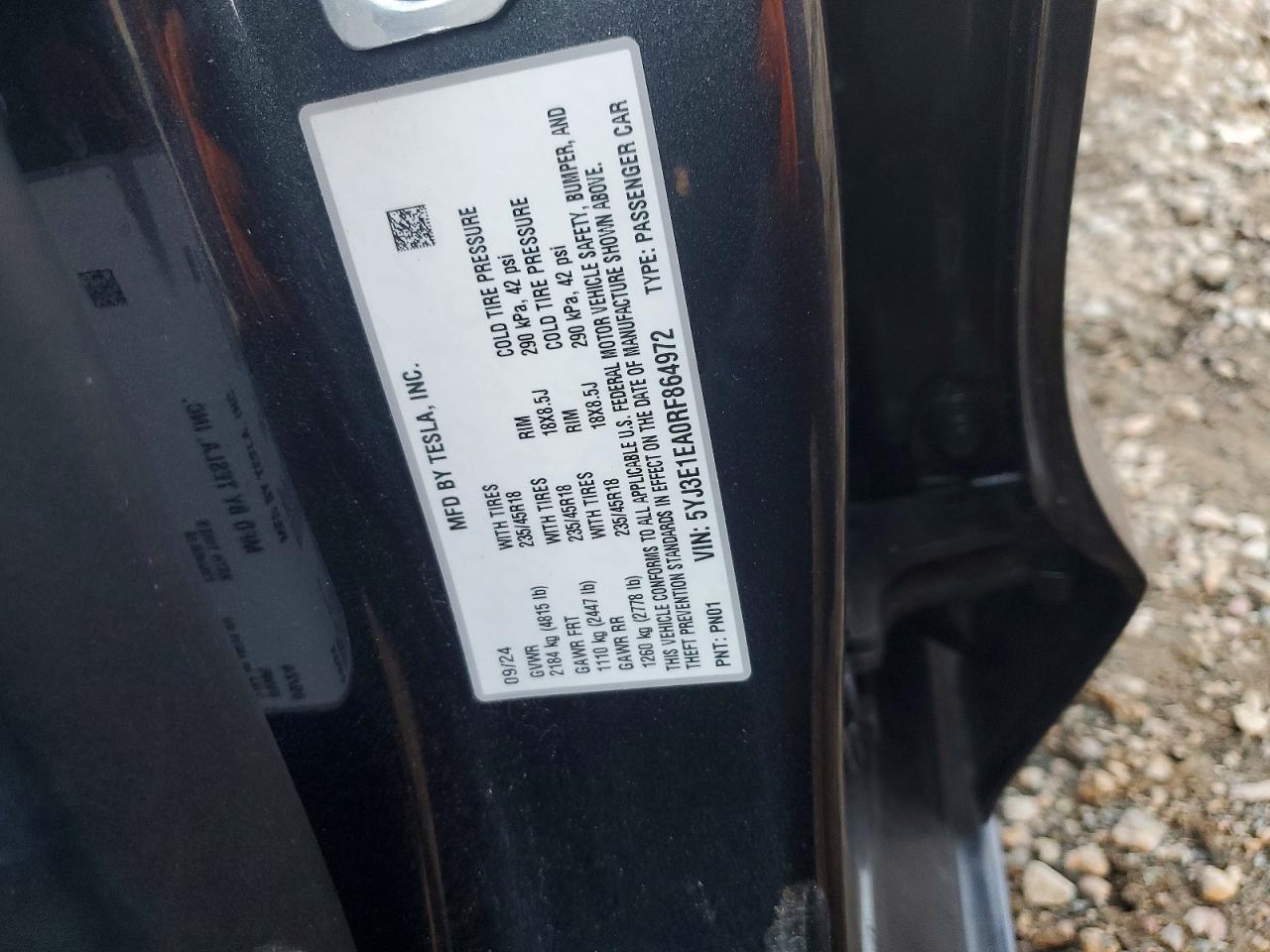 2024 Tesla Model 3 - zdjęcie 12