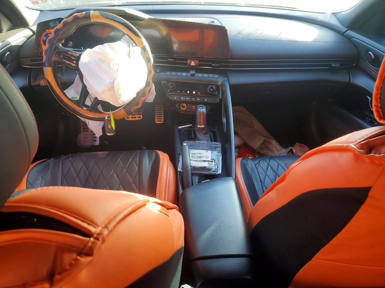 2023 Hyundai Elantra N Line - zdjęcie 8