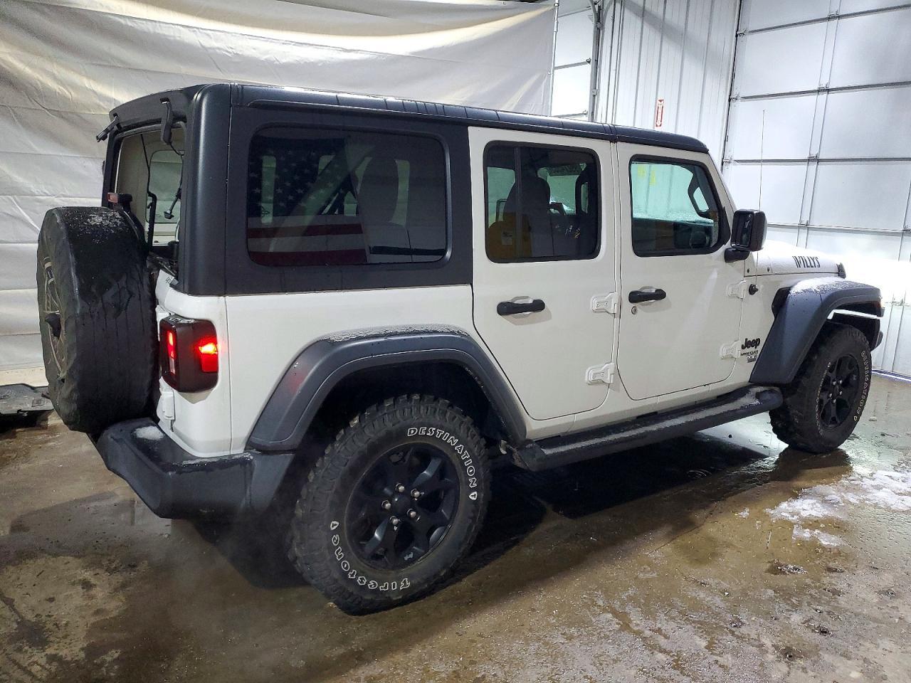 2020 Jeep Wrangler Unlimited Sport - zdjęcie 3