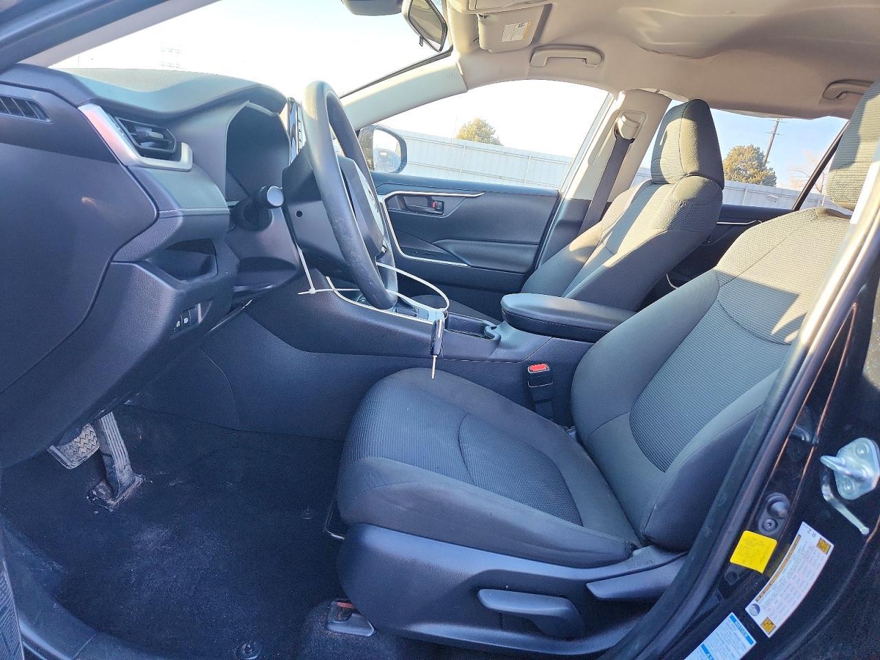 2019 Toyota Rav4 Le - zdjęcie 7