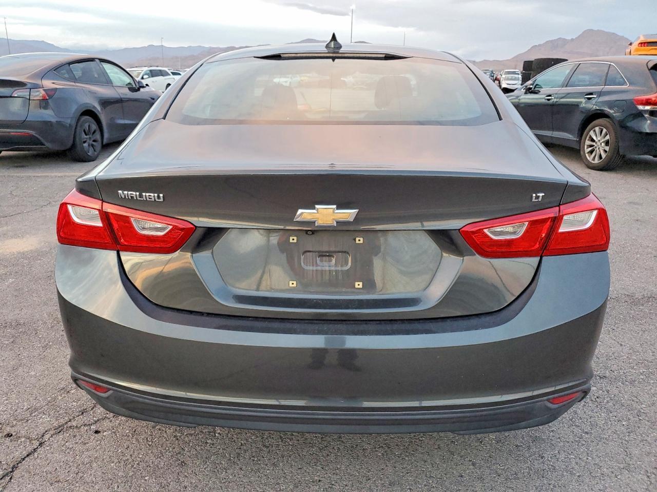 2017 Chevrolet Malibu Lt - zdjęcie 6