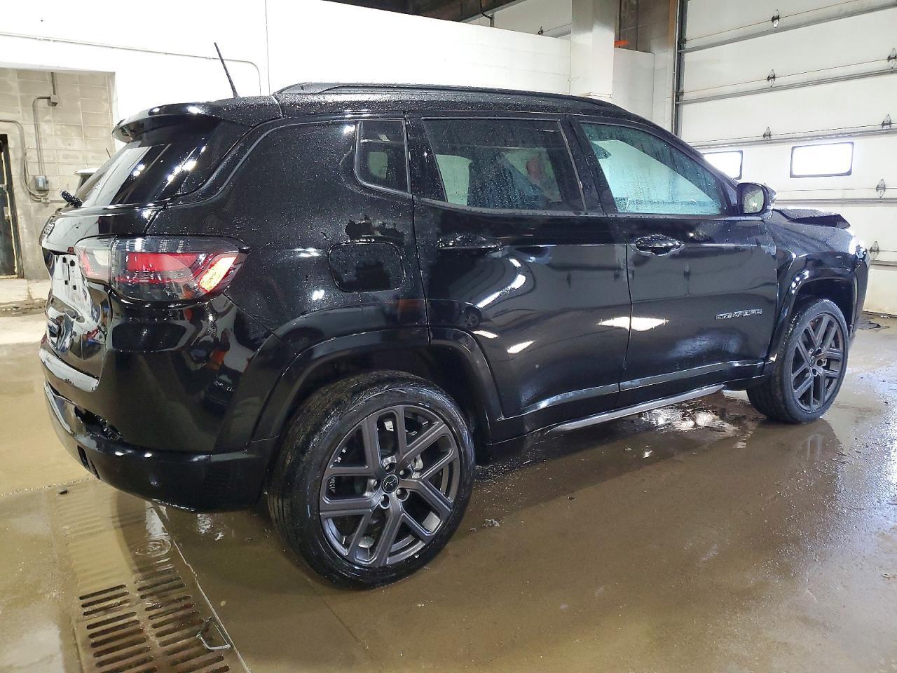 2025 Jeep Compass Limited - zdjęcie 3