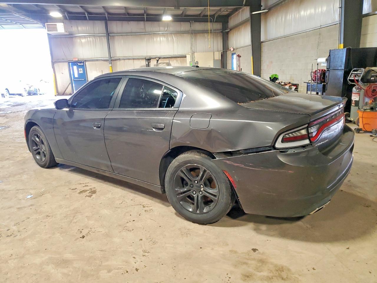 2020 Dodge Charger Sxt - zdjęcie 2