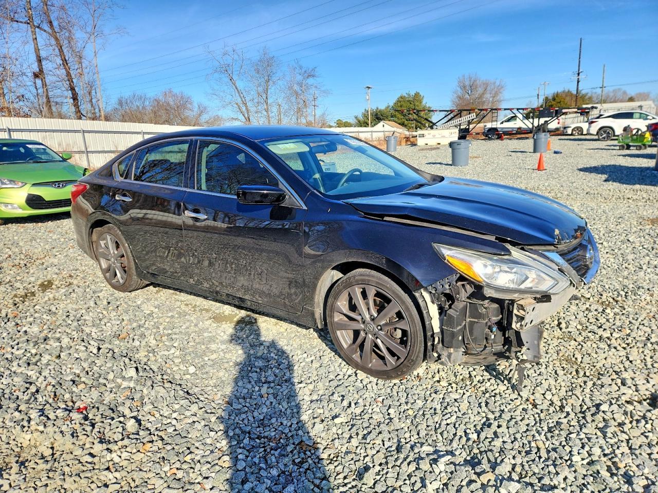 2017 Nissan Altima 2.5 - zdjęcie 4