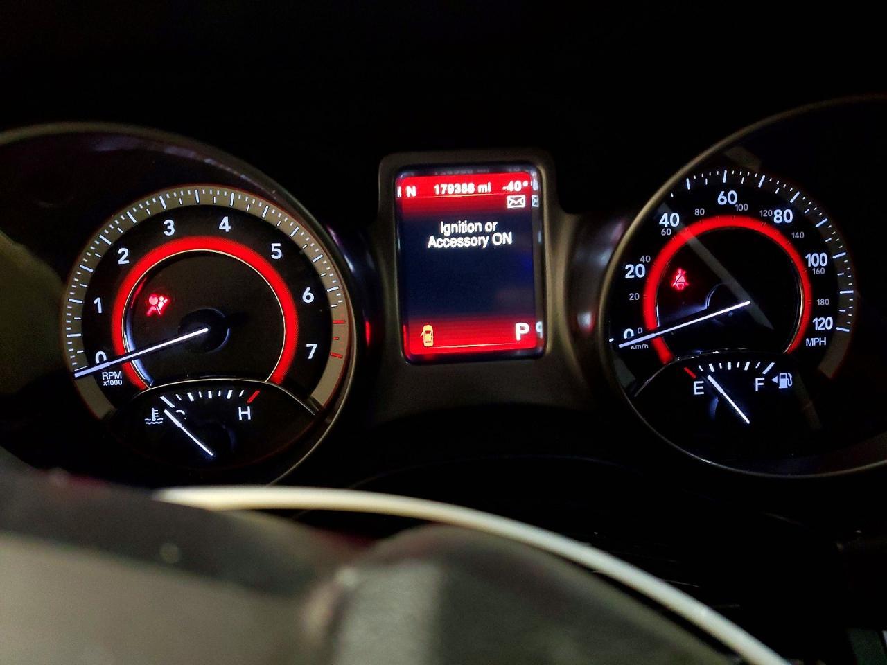 2018 Dodge Journey Crossroad - zdjęcie 9