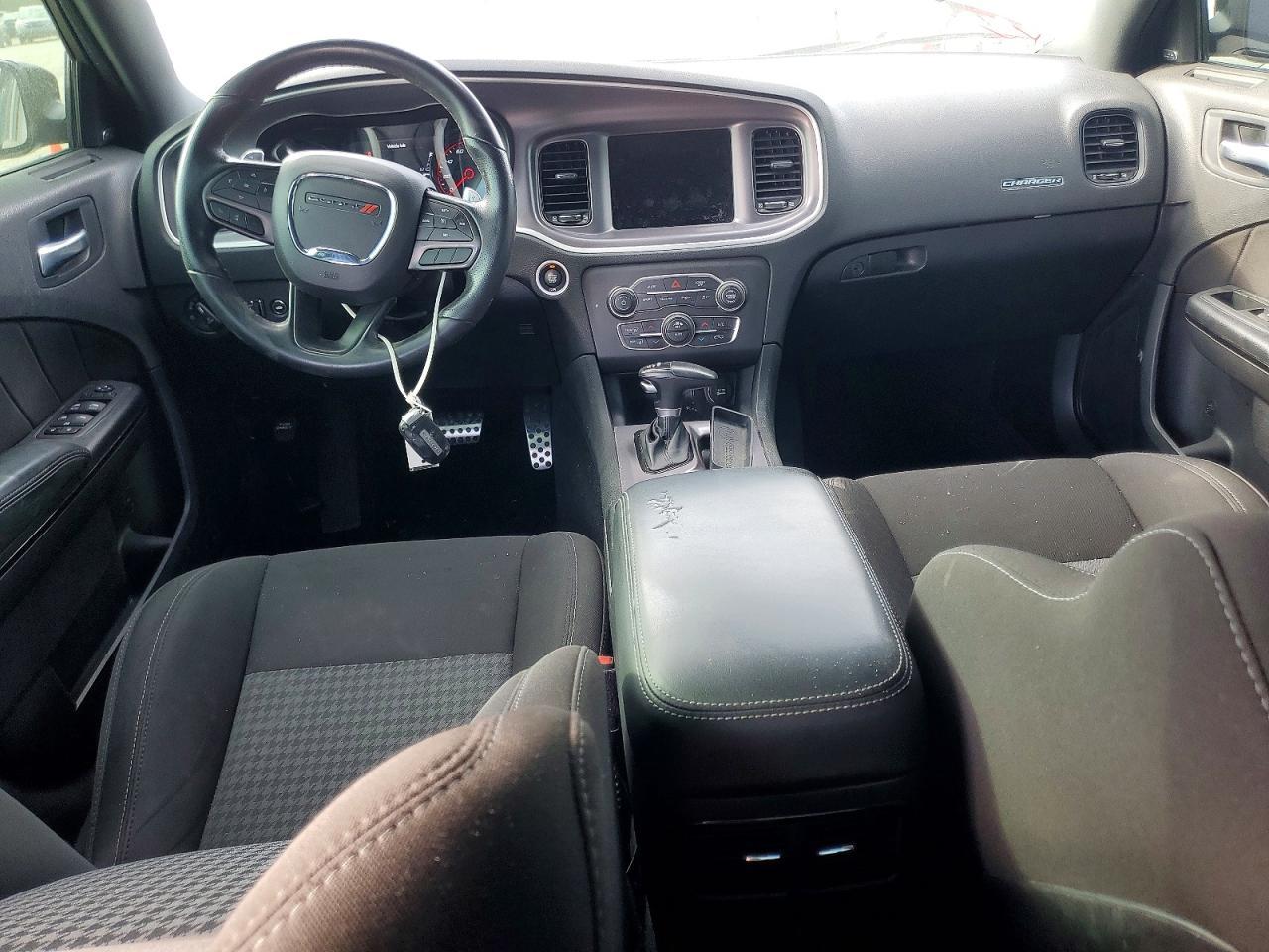 2022 Dodge Charger Gt - zdjęcie 8