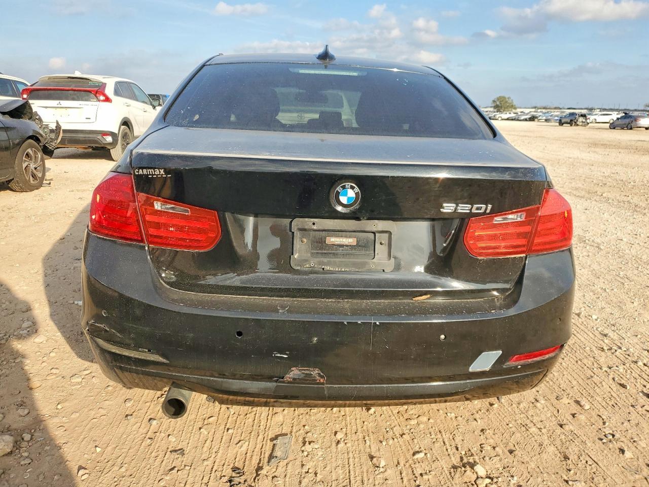 2014 BMW 320 I - zdjęcie 6