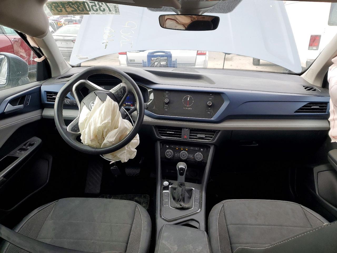 2024 Volkswagen Taos Se - zdjęcie 8