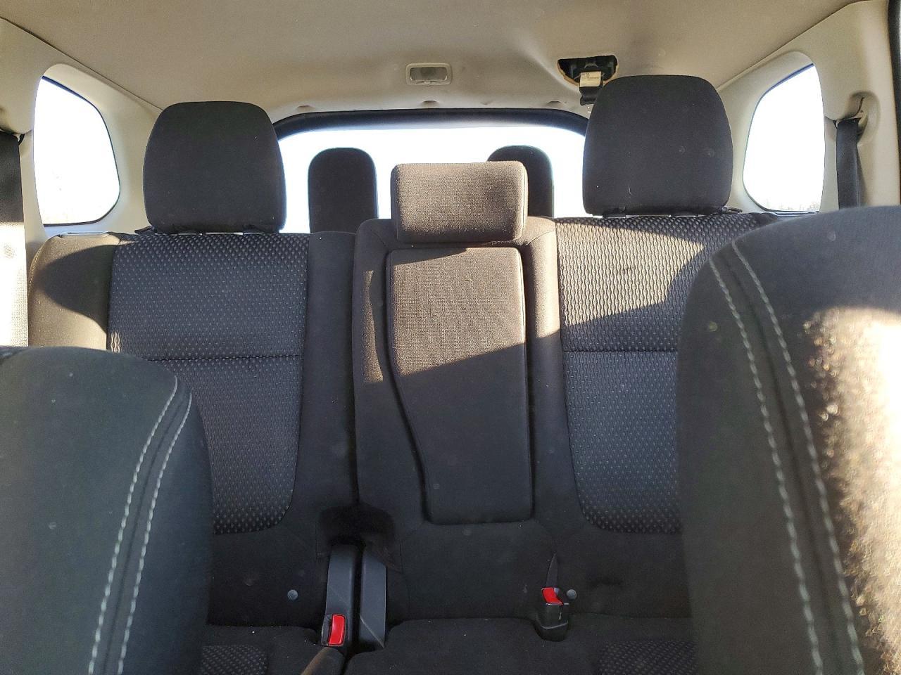 2016 Mitsubishi Outlander Es - zdjęcie 10