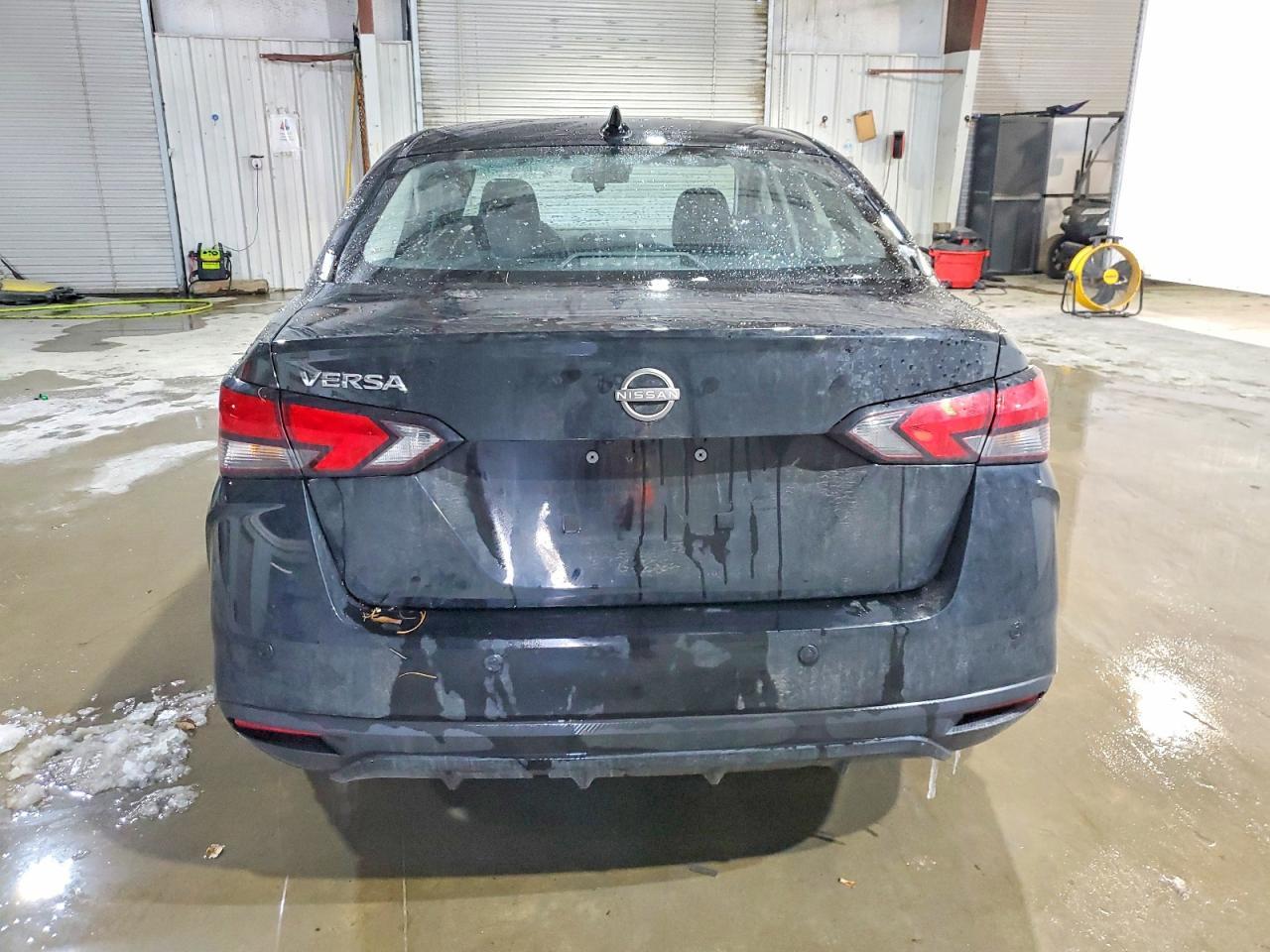 2025 Nissan Versa Sv - zdjęcie 6