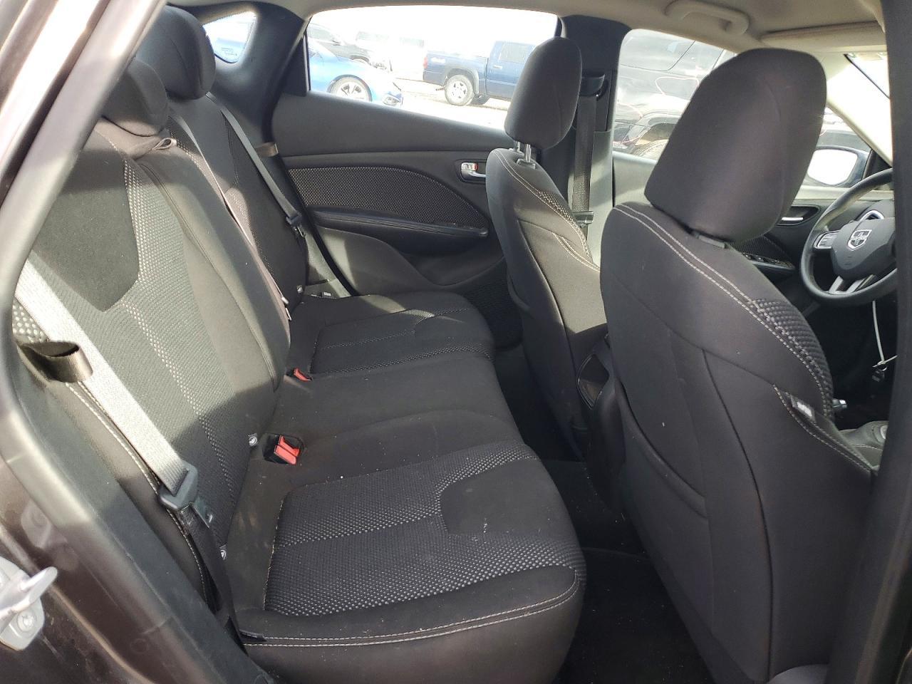 2016 Dodge Dart Sxt - zdjęcie 10