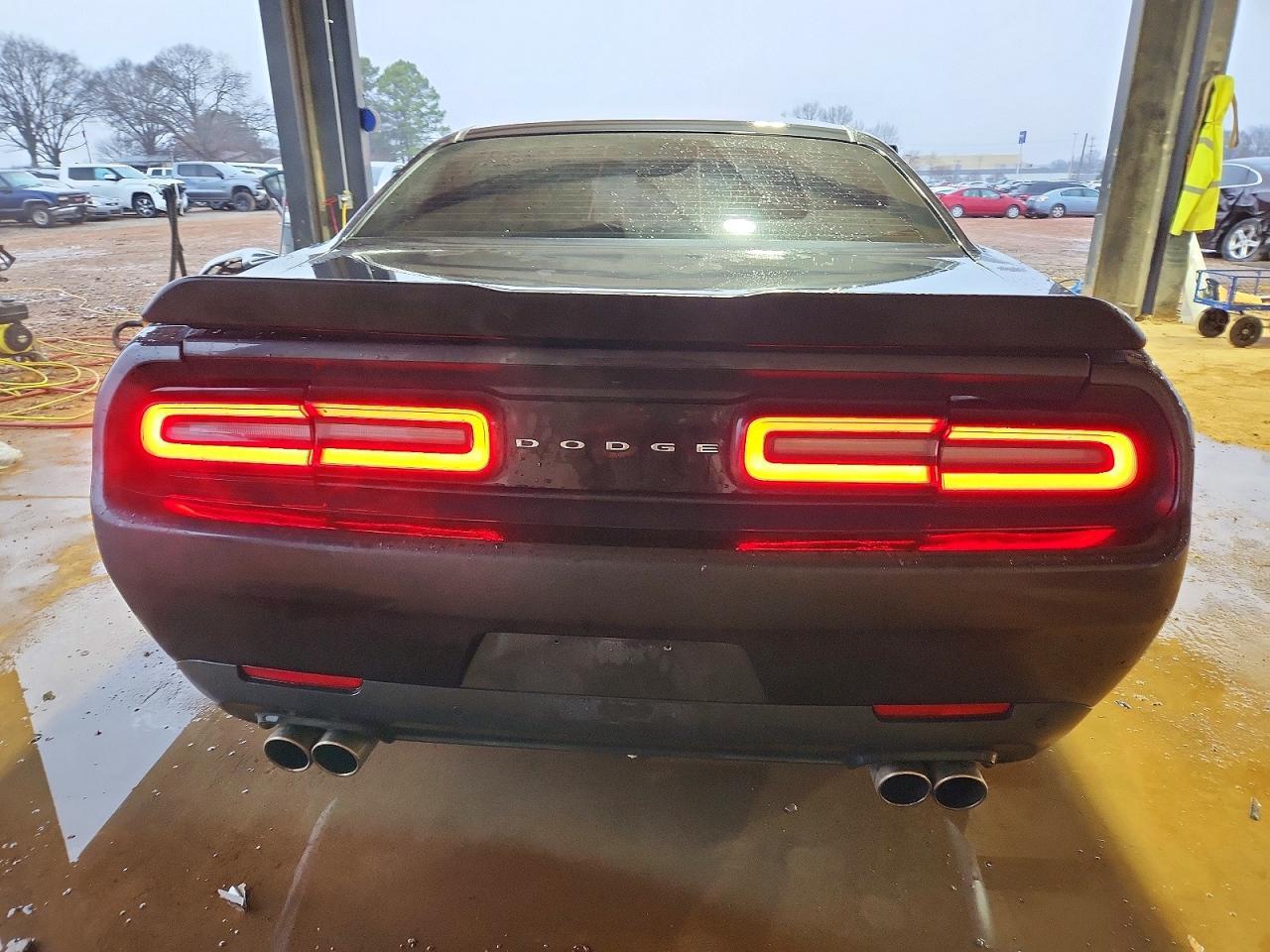 2016 Dodge Challenger Sxt - zdjęcie 6