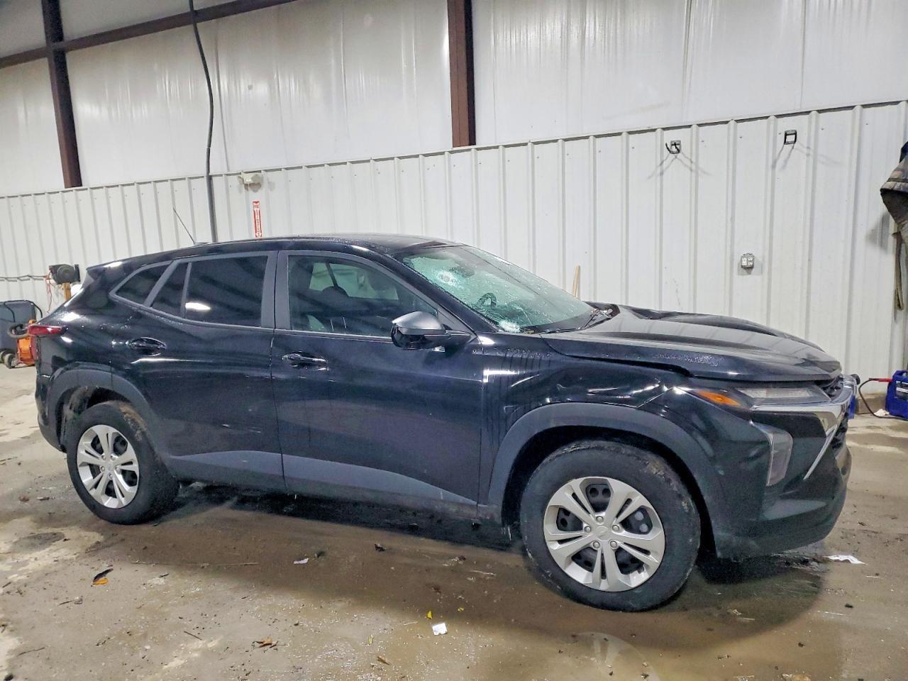 2024 Chevrolet Trax Ls - zdjęcie 4