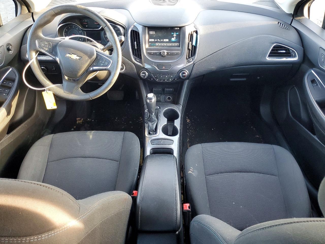 2018 Chevrolet Cruze Lt - zdjęcie 8