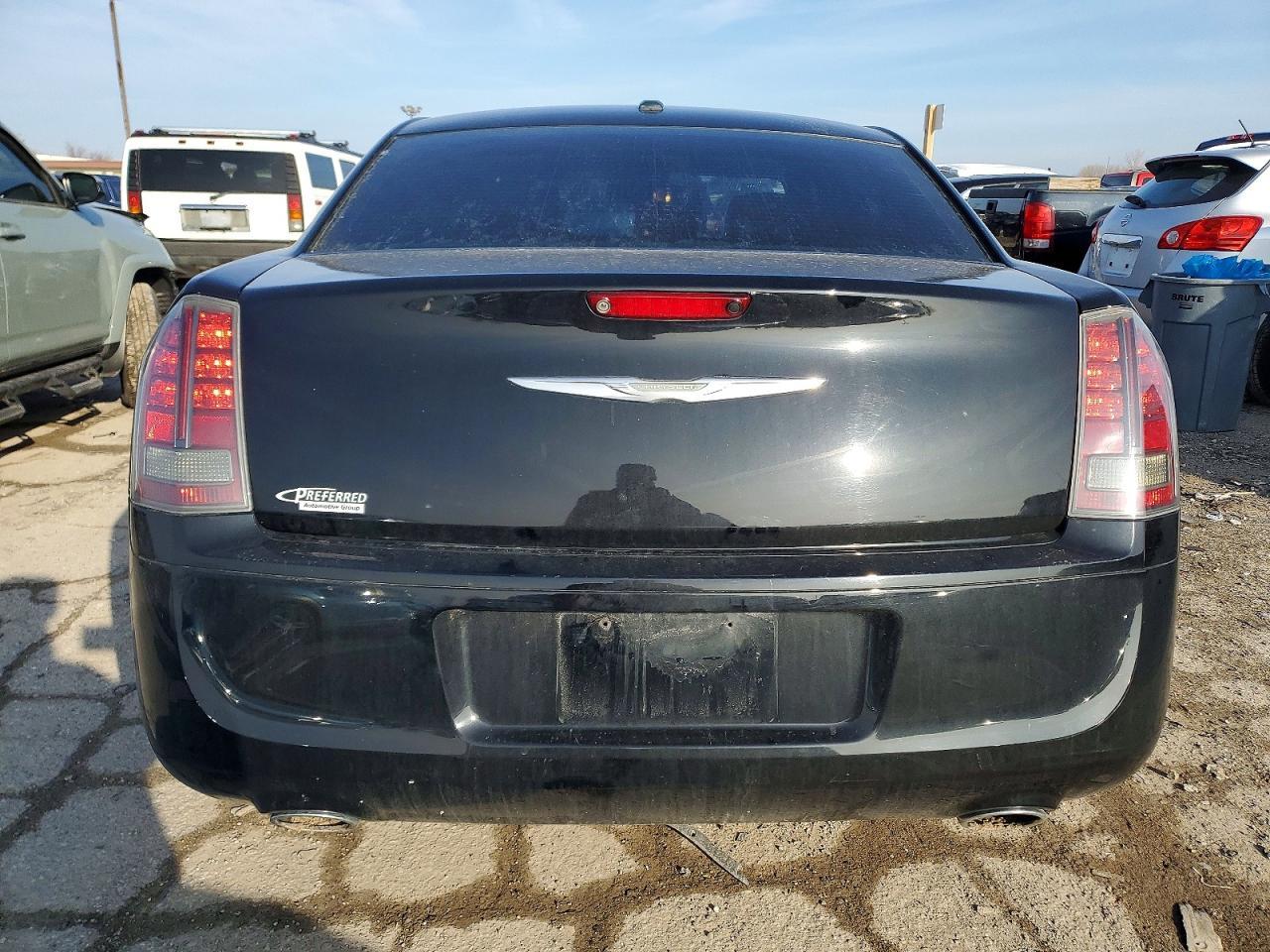 2014 Chrysler 300 S - zdjęcie 6