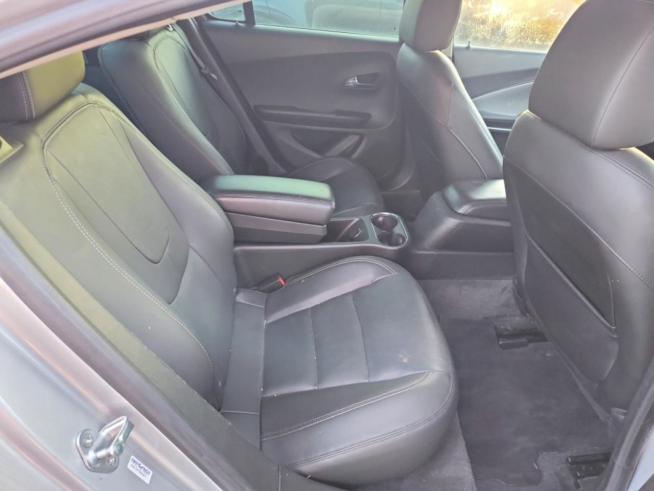 2013 Chevrolet Volt - zdjęcie 10