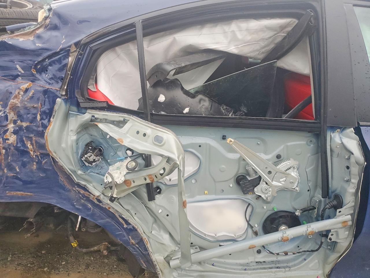 2025 Toyota Camry Le - zdjęcie 10