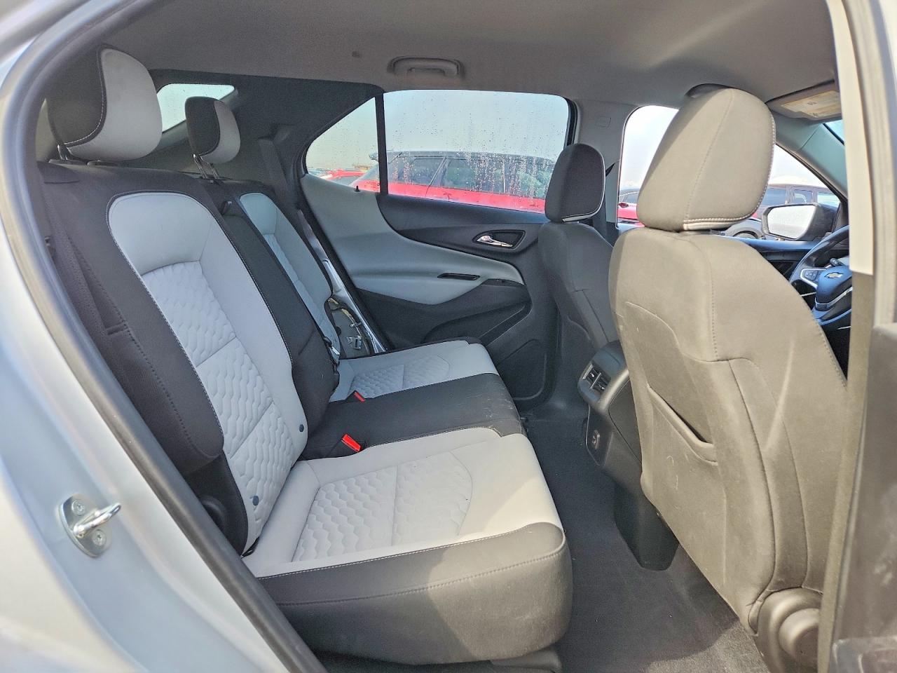 2020 Chevrolet Equinox Ls - zdjęcie 10