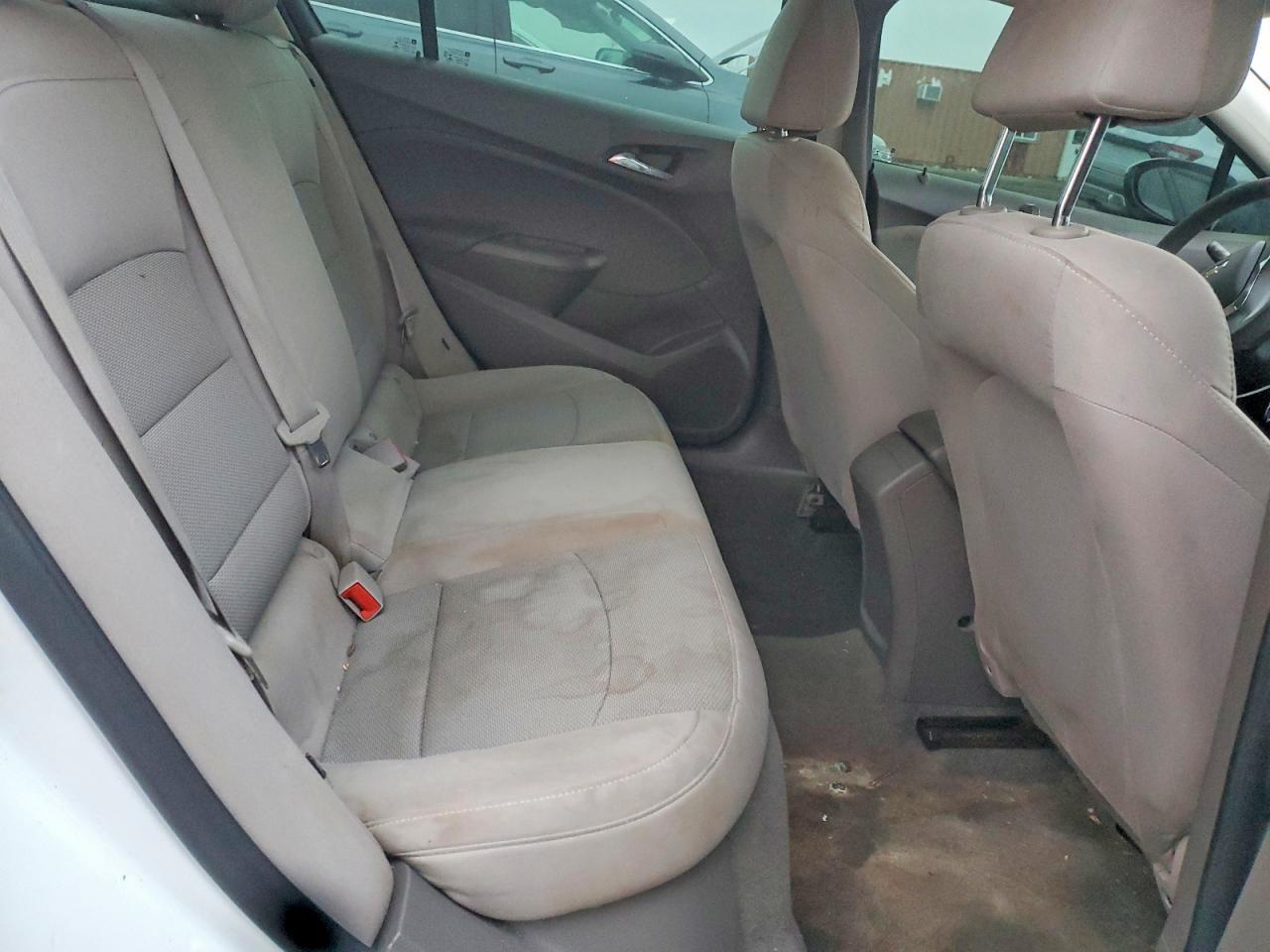 2017 Chevrolet Cruze Ls - zdjęcie 10