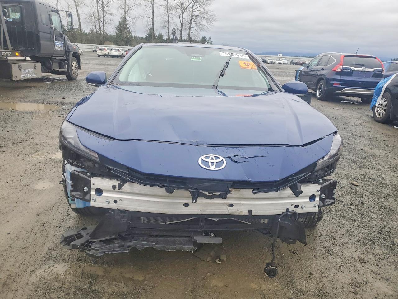 2025 Toyota Camry Le - zdjęcie 5