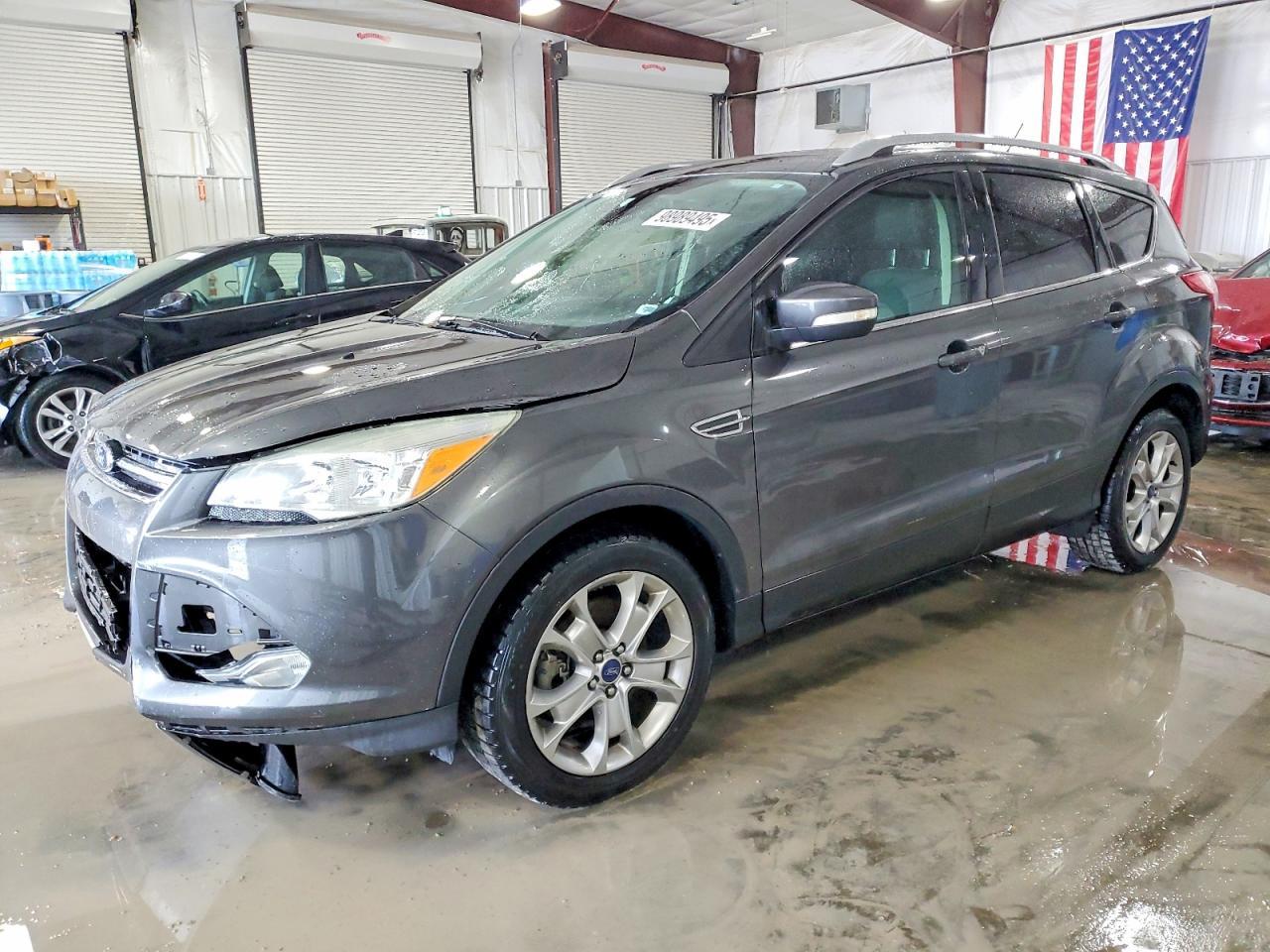 2015 Ford Escape Titanium - zdjęcie główne