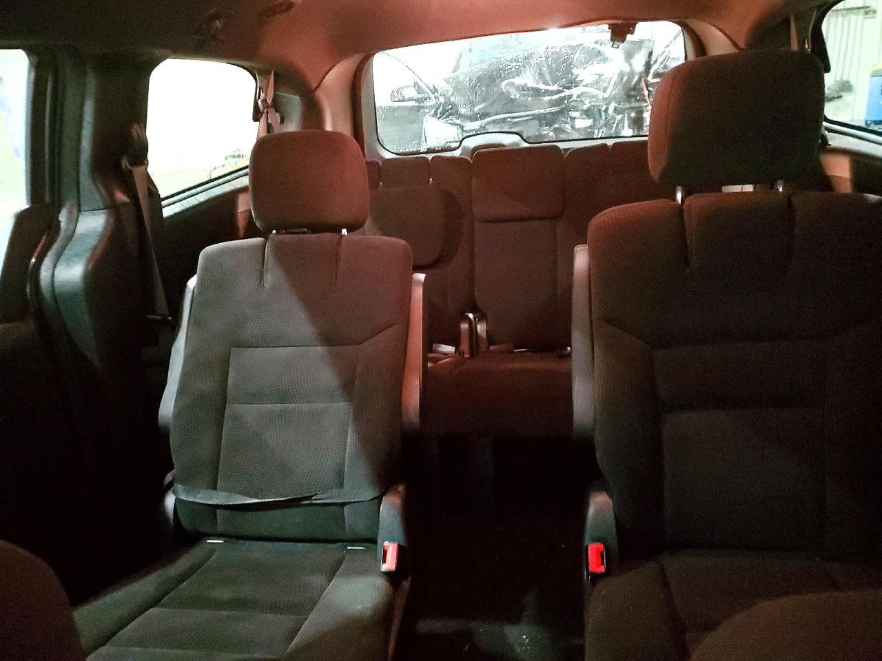 2016 Dodge Grand Caravan Se - zdjęcie 10