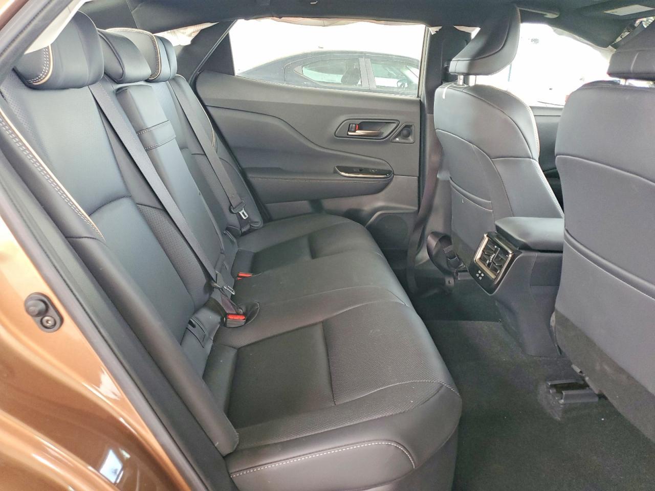 2025 Toyota Crown Xle - zdjęcie 10