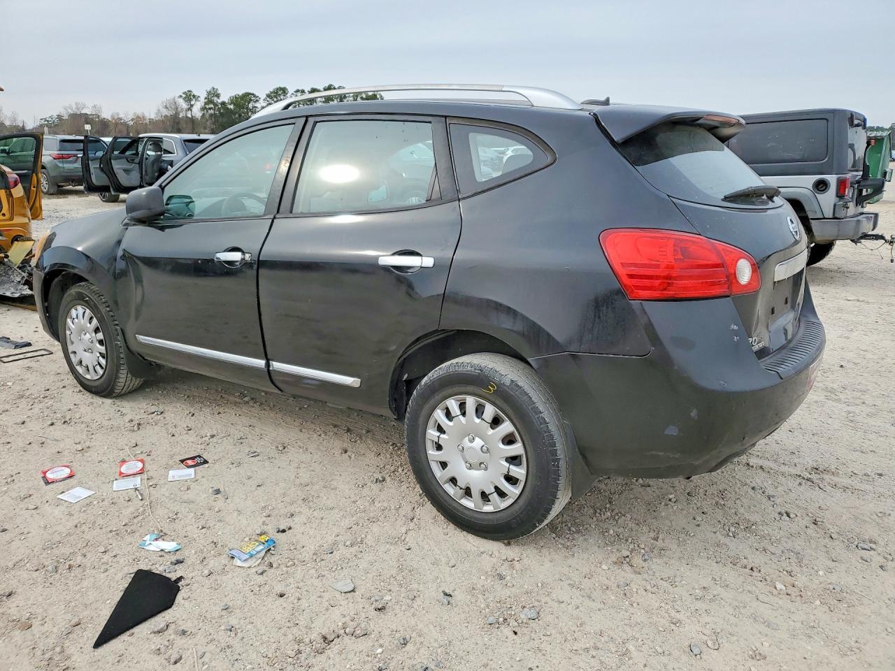 2015 Nissan Rogue Select S - zdjęcie 2